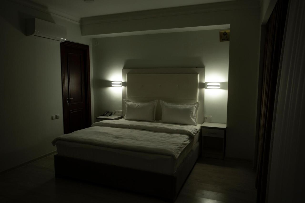 Viva Hotel Tashkent Bagian luar foto