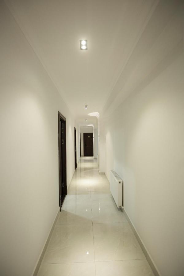Viva Hotel Tashkent Bagian luar foto
